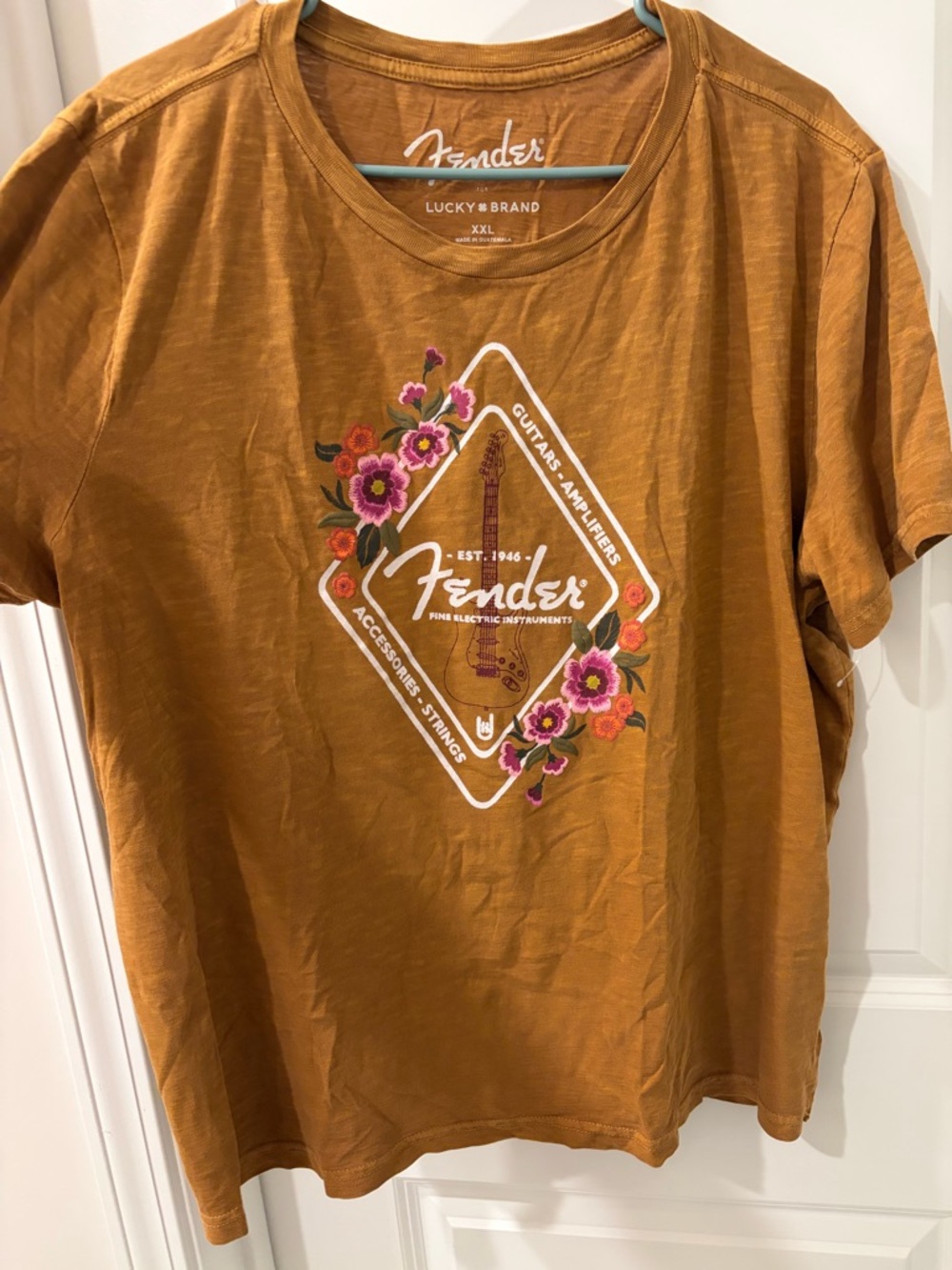 Lucky Brand Plus Size XXL EUC, 
crewneck graphic t-shirt